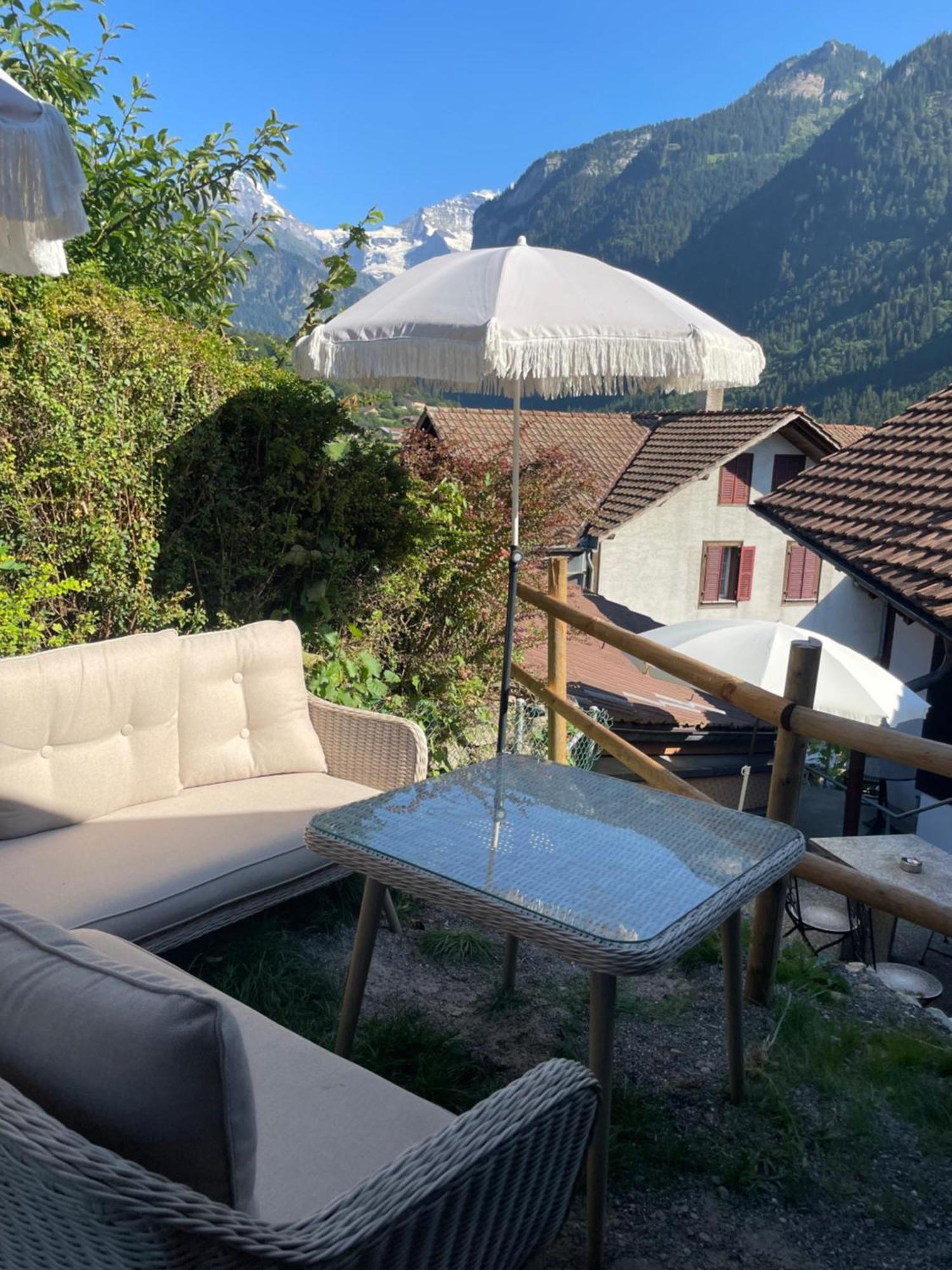 Charming Alpine Retreat By Apartments Capricorn Gsteigwiler Exterior foto