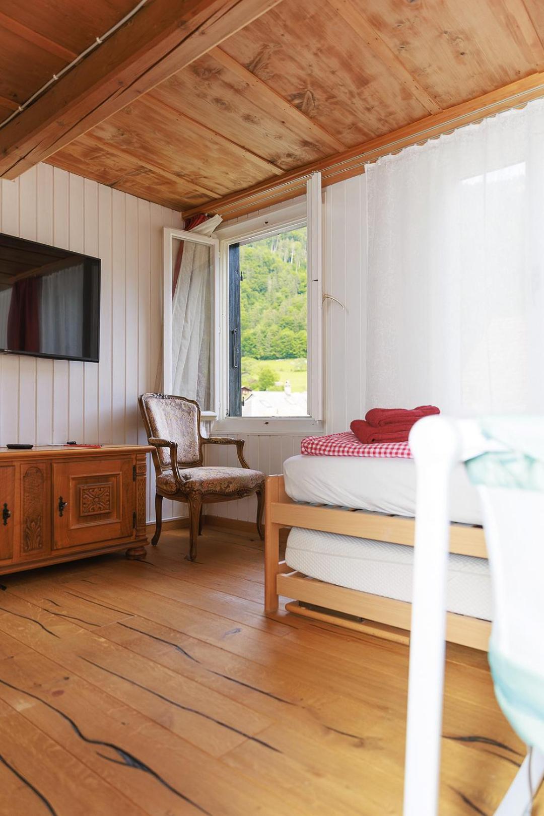 Charming Alpine Retreat By Apartments Capricorn Gsteigwiler Exterior foto